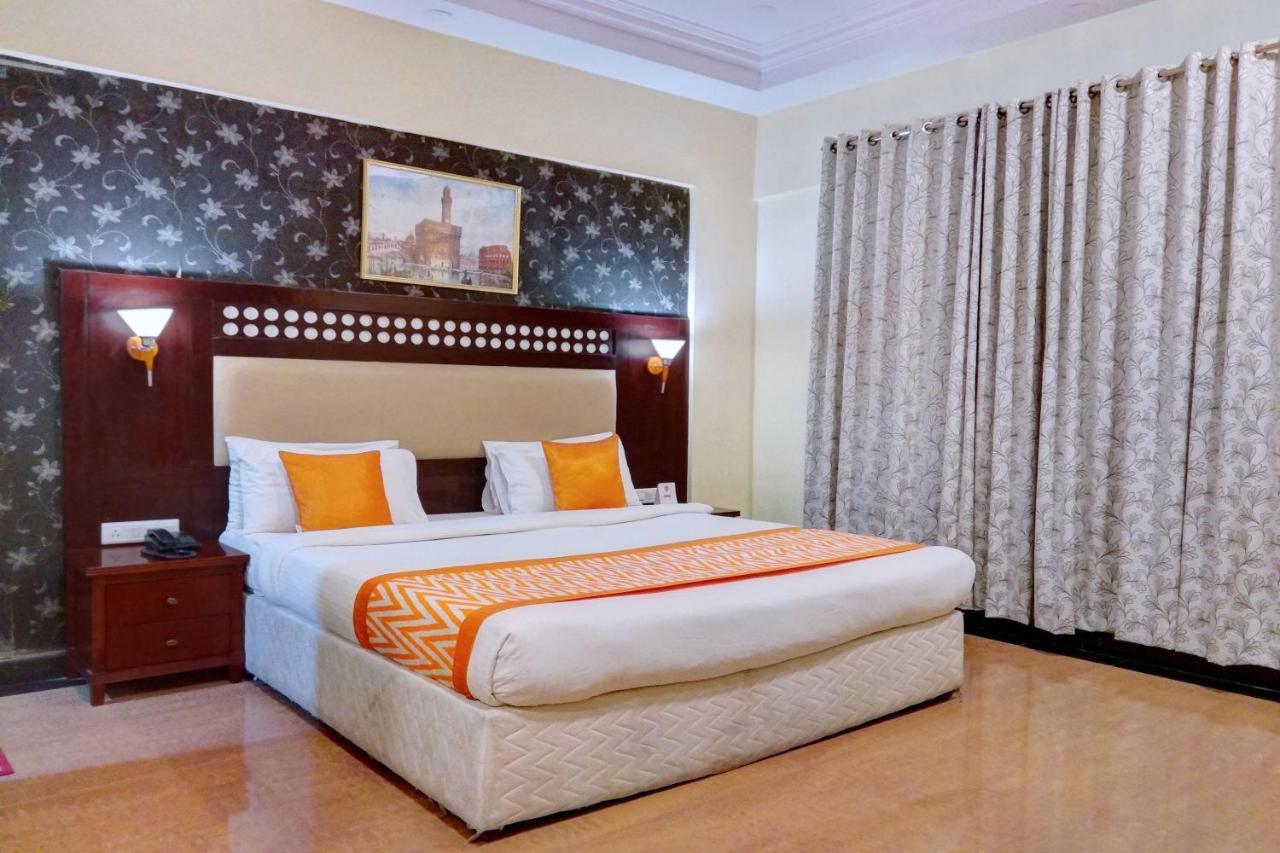 Oyo 10437 Hotel Hibiscus Inn Bangalore Esterno foto