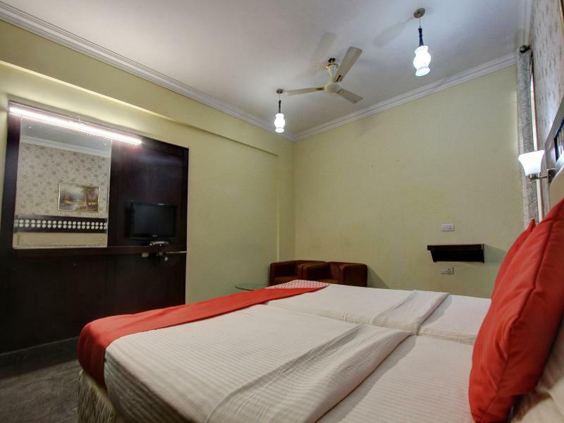 Oyo 10437 Hotel Hibiscus Inn Bangalore Esterno foto